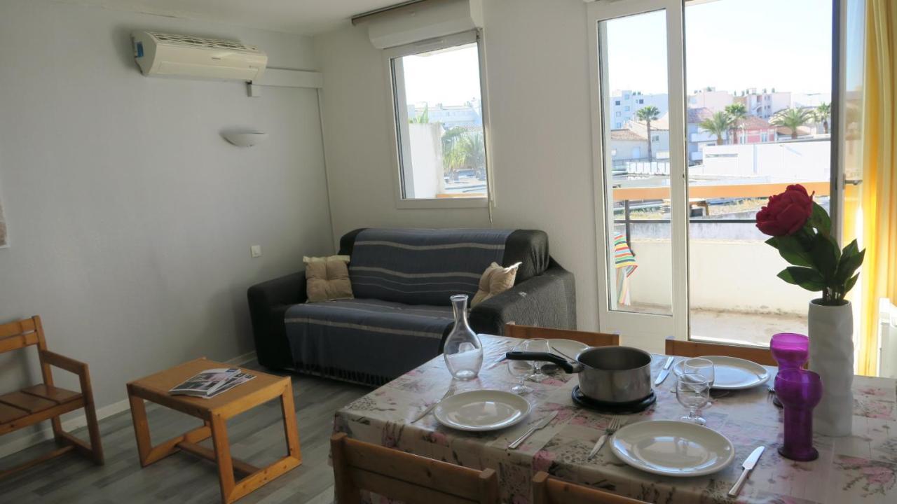Appartement Sol-y-days Cigales De Mer, Bien Equipes Et Climatises, En Centre-ville A 150m De La Le Grau-du-Roi