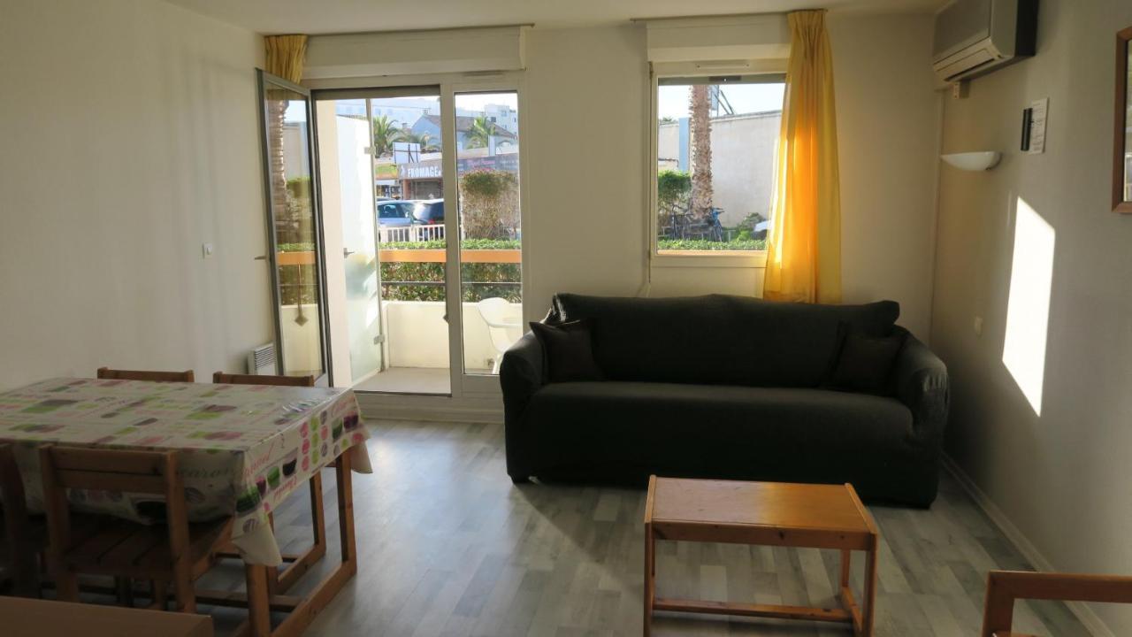 Sol-y-days Cigales De Mer, Bien Equipes Et Climatises, En Centre-ville A 150m De La Apartment *